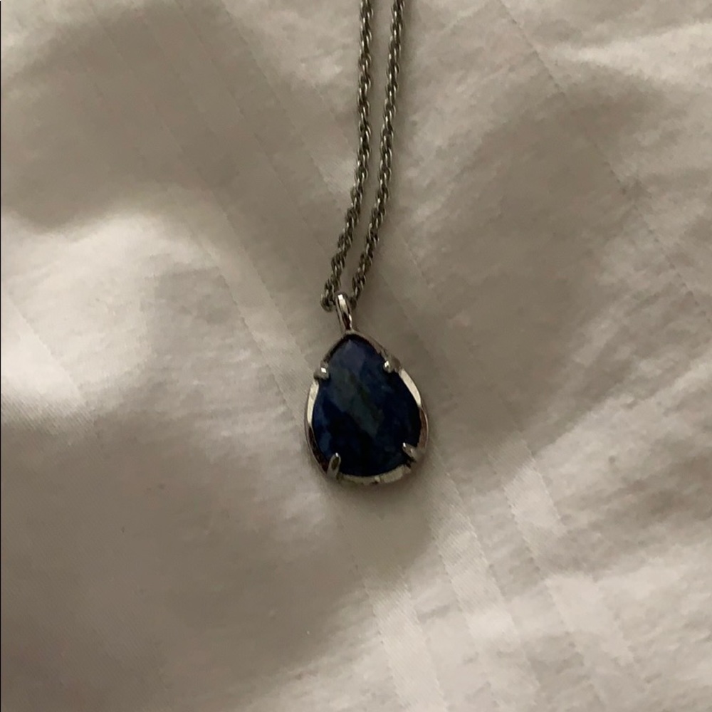 Kendra Scott Navy stone necklace